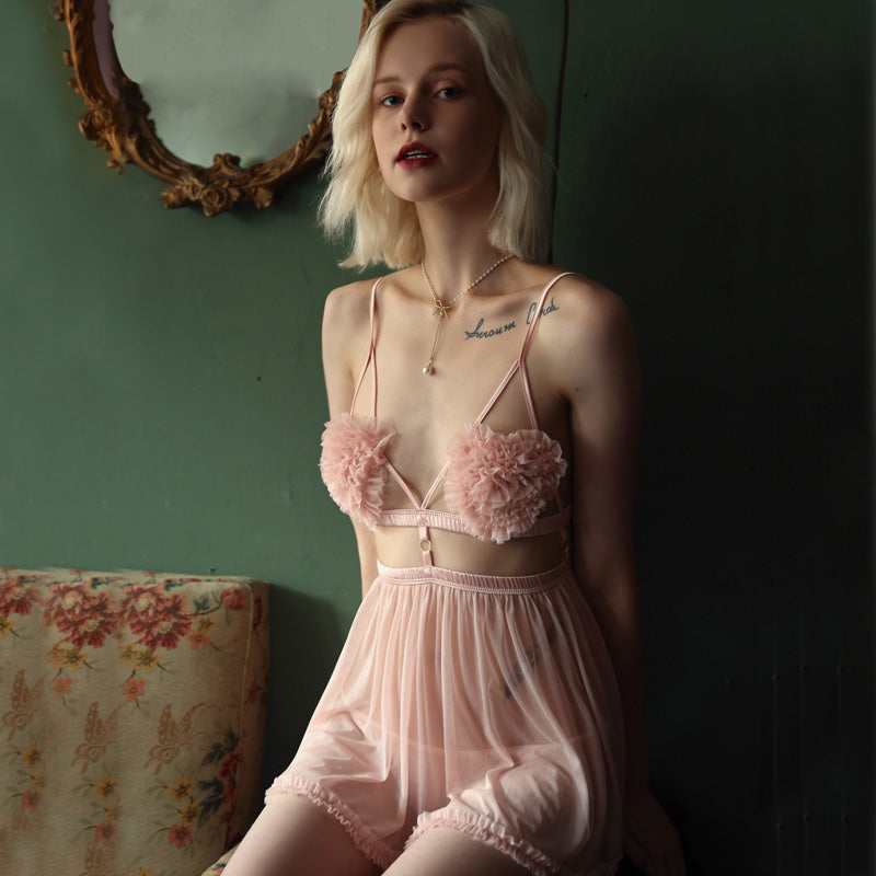 Ladies sexy hollow lace nightdress