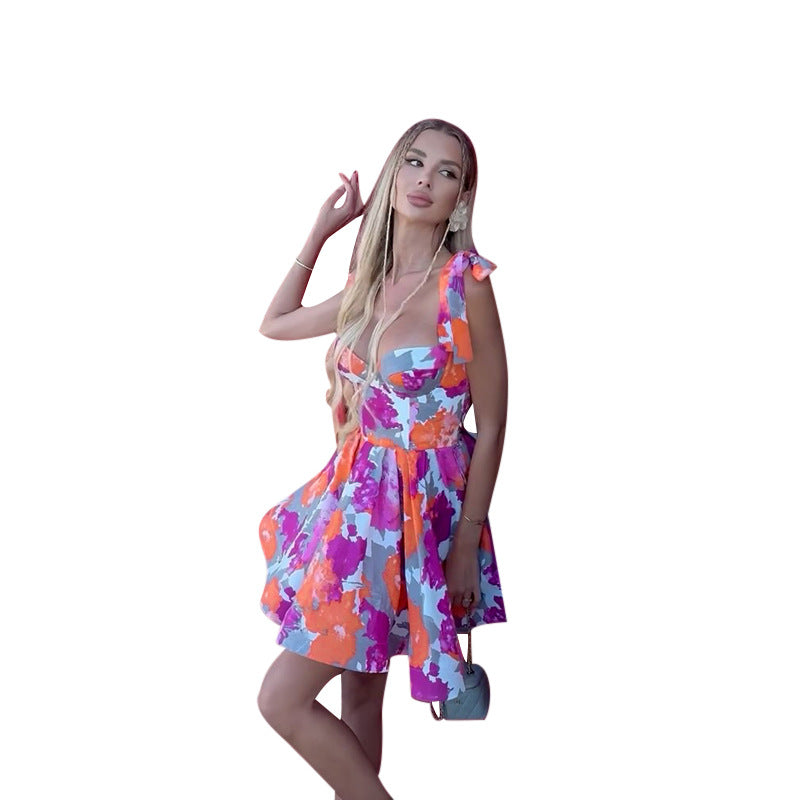 Elegant Waist-cinching Figure-flattering A-line Dress With A Chic Print