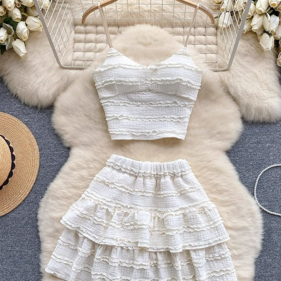Blonde Camisole Og Rysjekort Skjørt Sett