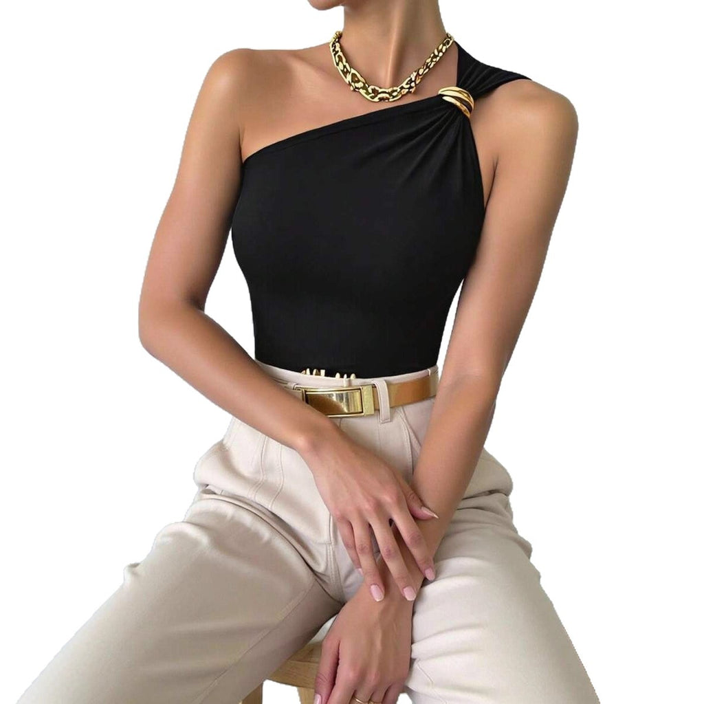 Minimalist Sleeveless One-shoulder Vest With A Metal Ring Detail